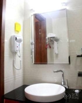 Hualian Business Hotel Senjang Kültér fotó